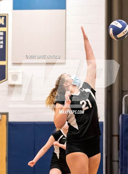 Thumbnail 3 in Wellesley @ Needham photogallery.