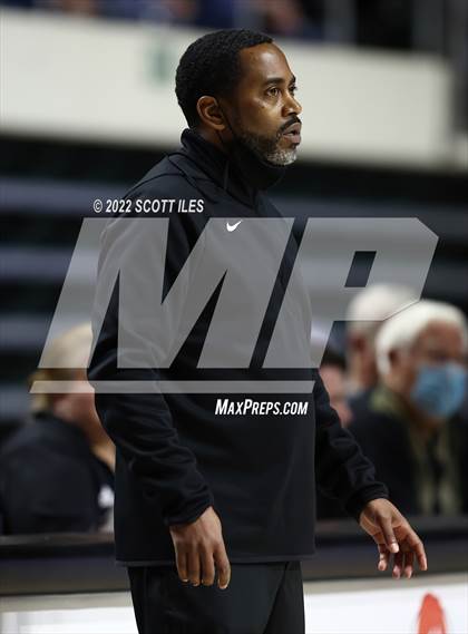 Thumbnail 2 in Africentric Early College vs Garaway (OHSAA D3 Regional Final) photogallery.