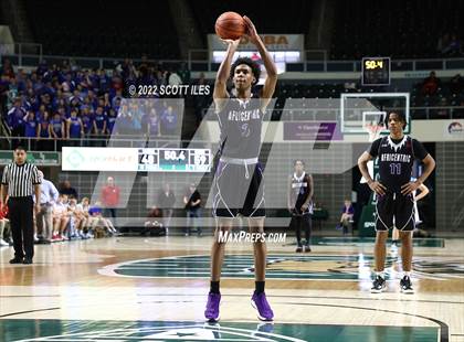 Thumbnail 3 in Africentric Early College vs Garaway (OHSAA D3 Regional Final) photogallery.