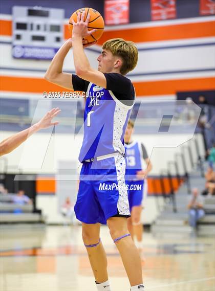 Thumbnail 1 in Farmington vs. Dixie (Falcon Classic) photogallery.