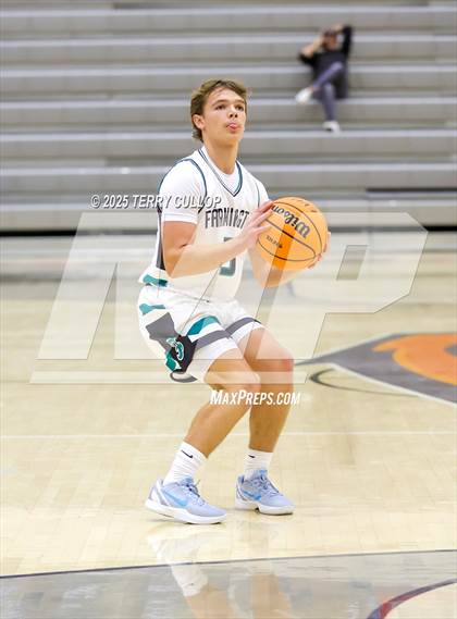 Thumbnail 3 in Farmington vs. Dixie (Falcon Classic) photogallery.