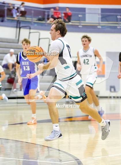 Thumbnail 1 in Farmington vs. Dixie (Falcon Classic) photogallery.