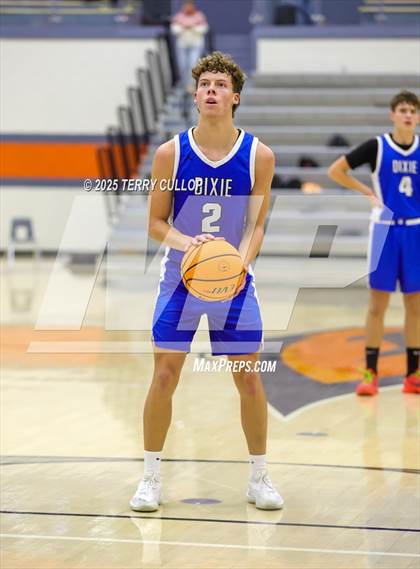 Thumbnail 1 in Farmington vs. Dixie (Falcon Classic) photogallery.