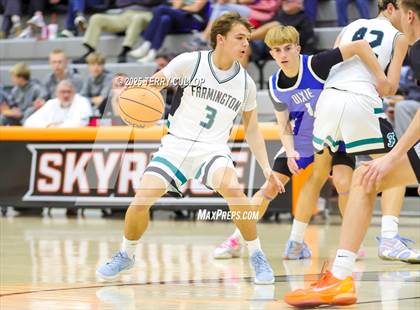 Thumbnail 3 in Farmington vs. Dixie (Falcon Classic) photogallery.