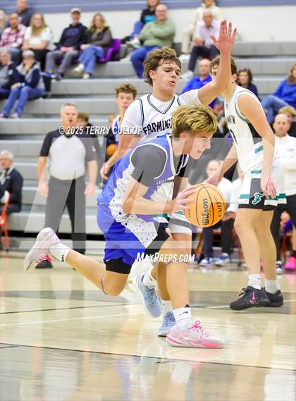 Thumbnail 2 in Farmington vs. Dixie (Falcon Classic) photogallery.
