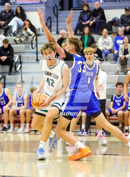 Thumbnail 3 in Farmington vs. Dixie (Falcon Classic) photogallery.