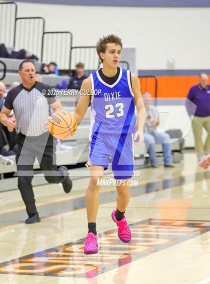 Thumbnail 3 in Farmington vs. Dixie (Falcon Classic) photogallery.