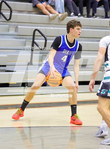 Thumbnail 2 in Farmington vs. Dixie (Falcon Classic) photogallery.