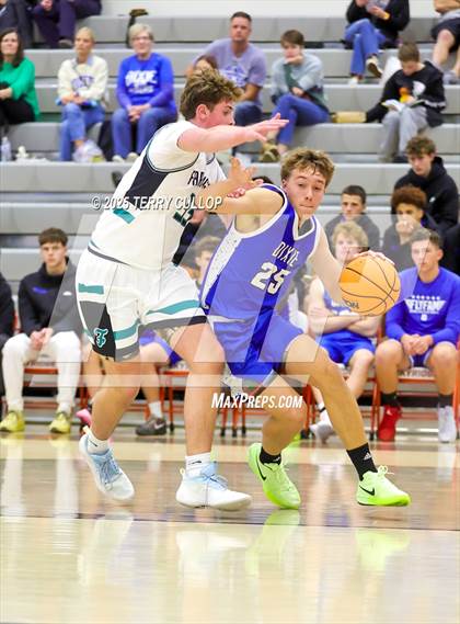 Thumbnail 1 in Farmington vs. Dixie (Falcon Classic) photogallery.