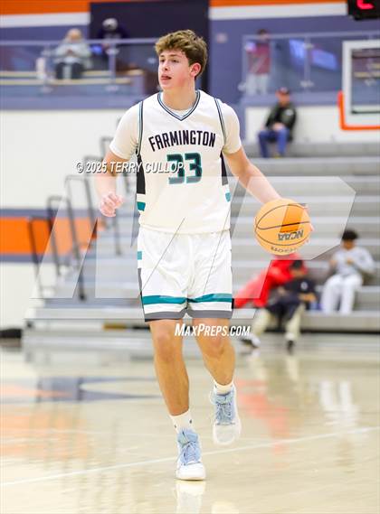 Thumbnail 2 in Farmington vs. Dixie (Falcon Classic) photogallery.