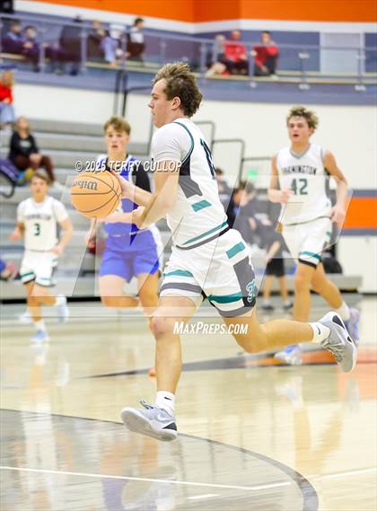 Thumbnail 2 in Farmington vs. Dixie (Falcon Classic) photogallery.