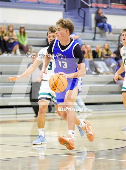 Thumbnail 3 in Farmington vs. Dixie (Falcon Classic) photogallery.