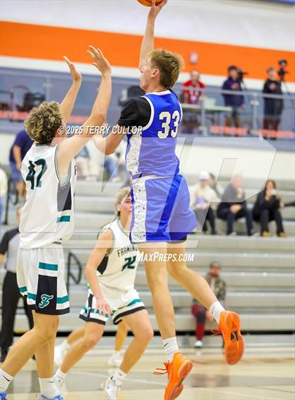 Thumbnail 1 in Farmington vs. Dixie (Falcon Classic) photogallery.