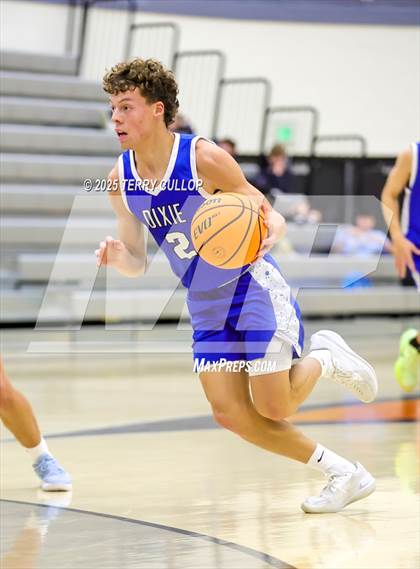 Thumbnail 2 in Farmington vs. Dixie (Falcon Classic) photogallery.