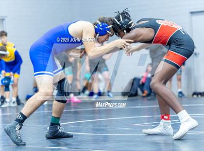 Thumbnail 2 in Lovelock Mustangs Tournament (175lbs) photogallery.
