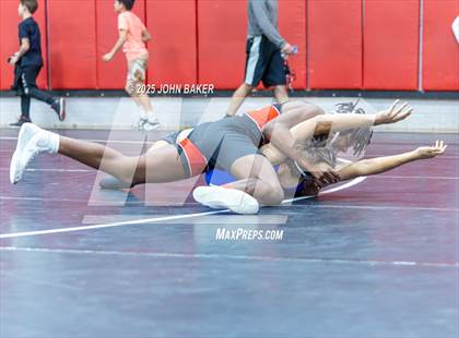 Thumbnail 2 in Lovelock Mustangs Tournament (175lbs) photogallery.