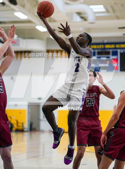 Thumbnail 3 in Saint Mary's vs. Piedmont (CIF NCS D4 Final) photogallery.