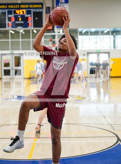 Thumbnail 2 in Saint Mary's vs. Piedmont (CIF NCS D4 Final) photogallery.