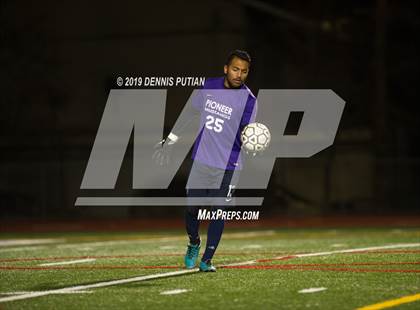 Thumbnail 2 in Sacred Heart Cathedral Preparatory vs. Pioneer (CIF CCS Division 3 Playoff) photogallery.