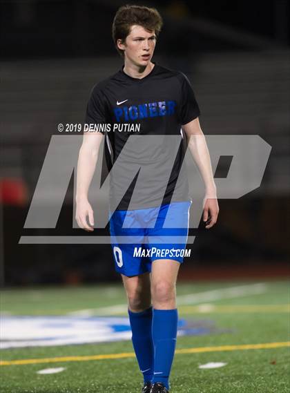 Thumbnail 1 in Sacred Heart Cathedral Preparatory vs. Pioneer (CIF CCS Division 3 Playoff) photogallery.