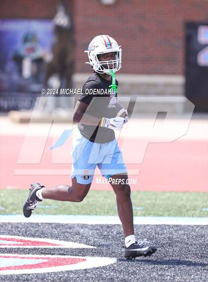 Thumbnail 1 in Plaquemine vs Zachary (7 on 7) photogallery.
