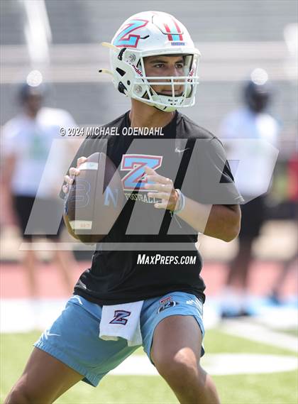 Thumbnail 2 in Plaquemine vs Zachary (7 on 7) photogallery.