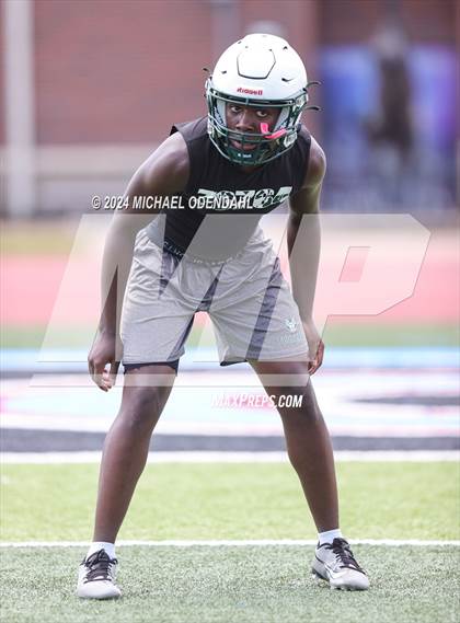 Thumbnail 2 in Plaquemine vs Zachary (7 on 7) photogallery.