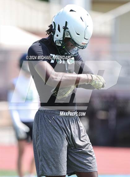 Thumbnail 1 in Plaquemine vs Zachary (7 on 7) photogallery.