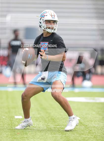 Thumbnail 3 in Plaquemine vs Zachary (7 on 7) photogallery.