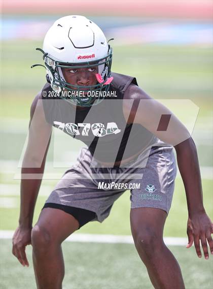 Thumbnail 3 in Plaquemine vs Zachary (7 on 7) photogallery.