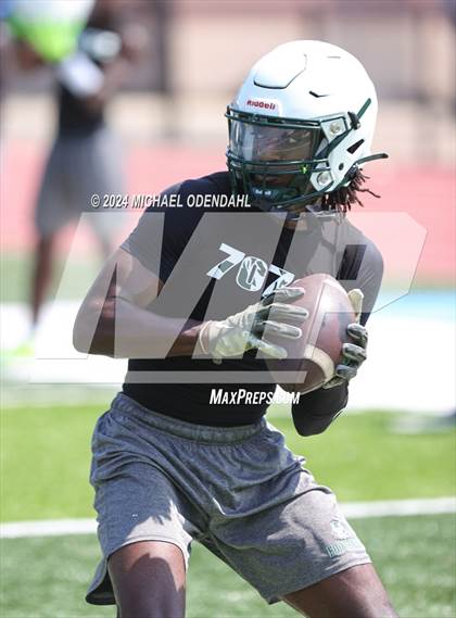 Thumbnail 3 in Plaquemine vs Zachary (7 on 7) photogallery.