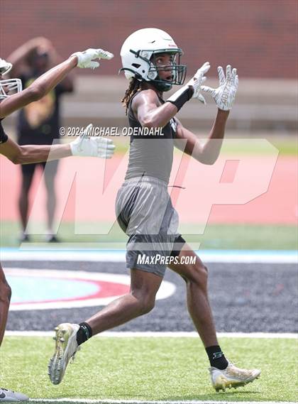 Thumbnail 2 in Plaquemine vs Zachary (7 on 7) photogallery.