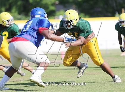 Thumbnail 1 in McGavock @ Hillsboro (Spring Scrimmage) photogallery.