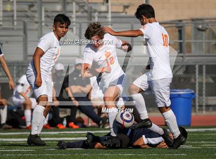 Thumbnail 1 in Poly @ Redlands photogallery.