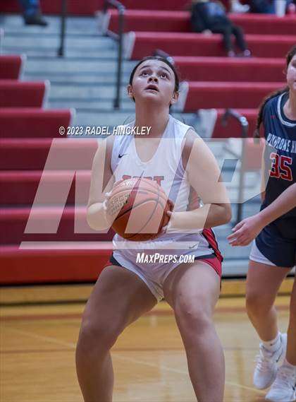 Thumbnail 3 in Pembroke Hill @ Fort Osage photogallery.