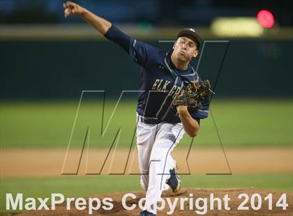 Thumbnail 1 in Davis vs. Elk Grove (CIF SJS D1 North Final - Game 2) photogallery.