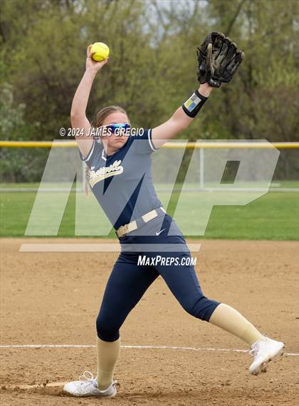Thumbnail 3 in Ellwood City @ Hopewell photogallery.