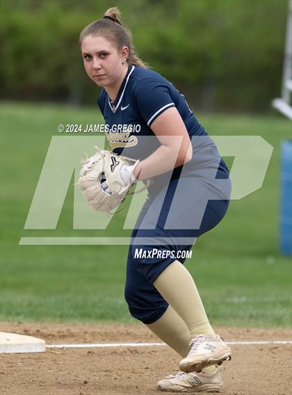 Thumbnail 3 in Ellwood City @ Hopewell photogallery.