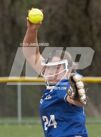 Thumbnail 2 in Ellwood City @ Hopewell photogallery.