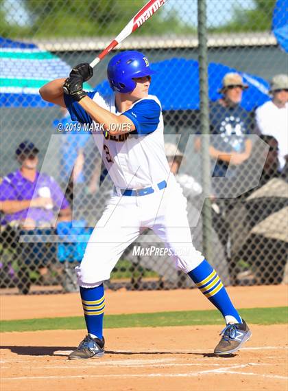 Thumbnail 1 in Northwest Christian vs. Kingman (AIA 3A Round 1 Playoff) photogallery.