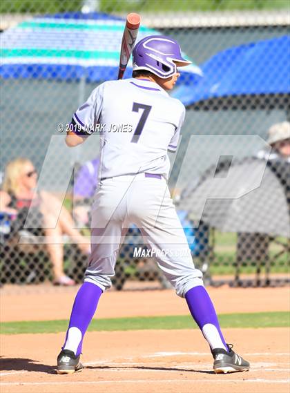 Thumbnail 3 in Northwest Christian vs. Kingman (AIA 3A Round 1 Playoff) photogallery.