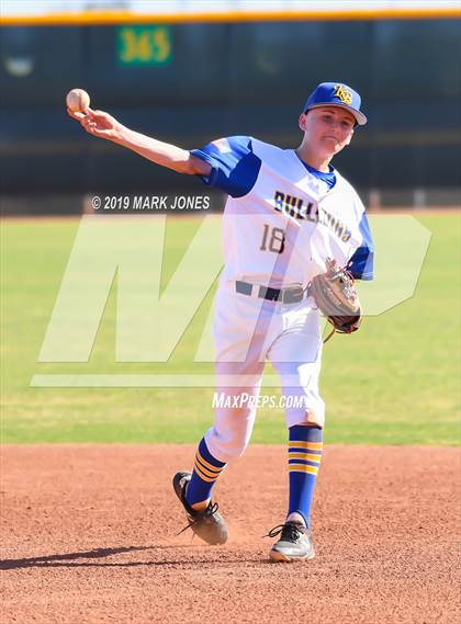 Thumbnail 3 in Northwest Christian vs. Kingman (AIA 3A Round 1 Playoff) photogallery.