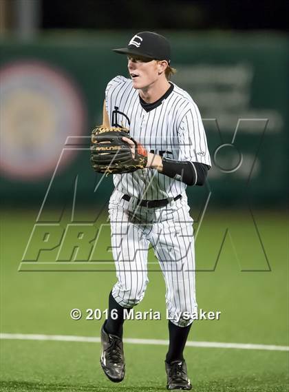 Thumbnail 2 in Langham Creek vs Pearland (UIL 6A Regional Semifinal) photogallery.