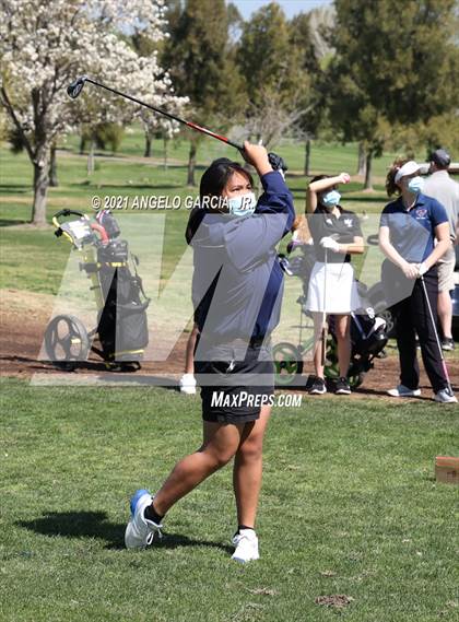 Thumbnail 3 in Bay Valley Athletic League Championship photogallery.