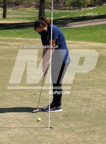 Thumbnail 1 in Bay Valley Athletic League Championship photogallery.