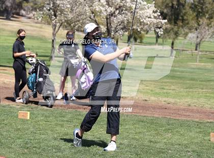 Thumbnail 1 in Bay Valley Athletic League Championship photogallery.
