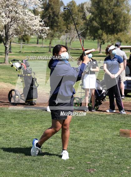 Thumbnail 1 in Bay Valley Athletic League Championship photogallery.