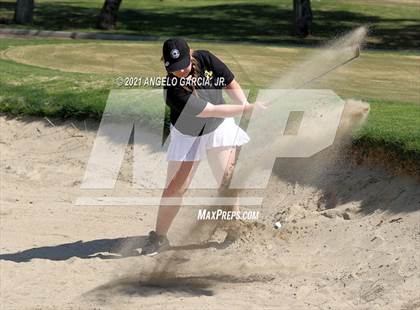 Thumbnail 1 in Bay Valley Athletic League Championship photogallery.