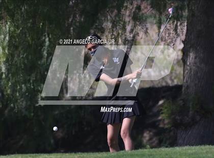 Thumbnail 1 in Bay Valley Athletic League Championship photogallery.