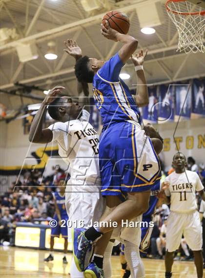 Thumbnail 1 in Pflugerville @ Stony Point photogallery.
